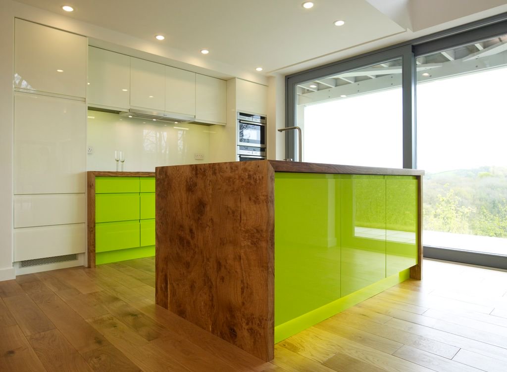 Nancy_Designer_'s tweet image. Dare to be bold