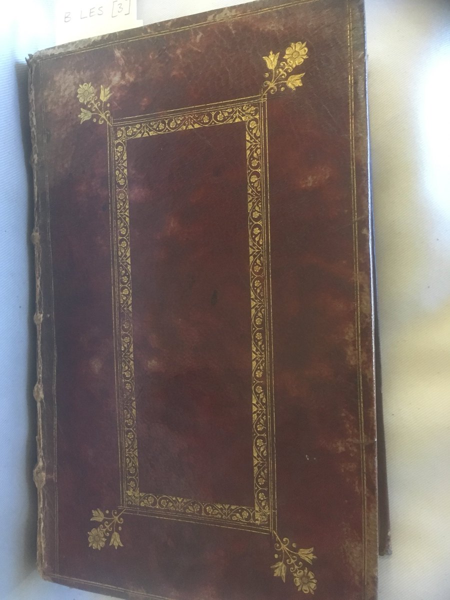 UshawLibrary's tweet photo. Evidence that the time travel in the #CrystalMaze is real. Given to  #RichardOBrian in 1695 by #CatherineofBraganza. I assume she needed more Crystals to run Portugal with. #Stuarts #LisbonLibrary #EnglishCollegeofLisbon #rarebooks https://t.co/mHpV2debmy