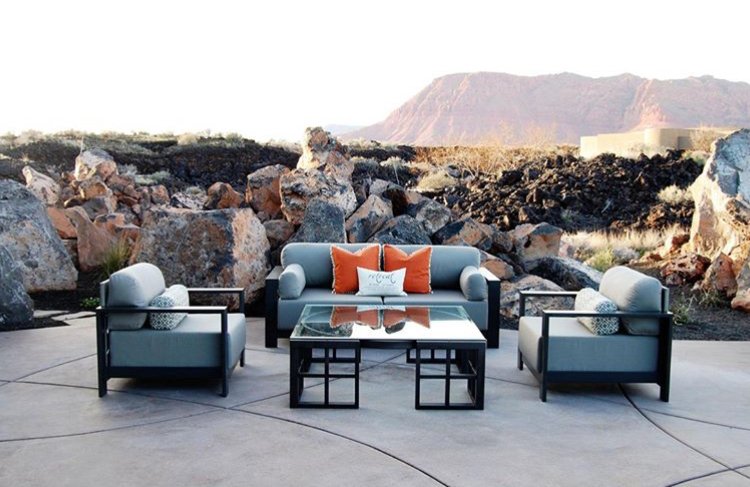 hamiltonparkint's tweet photo. Visit us during our 20th Anniversary Sale and let us take on your biggest design challenge. You deserve a beautiful home to come home to - what are you waiting for? https://t.co/zW68FPywLq