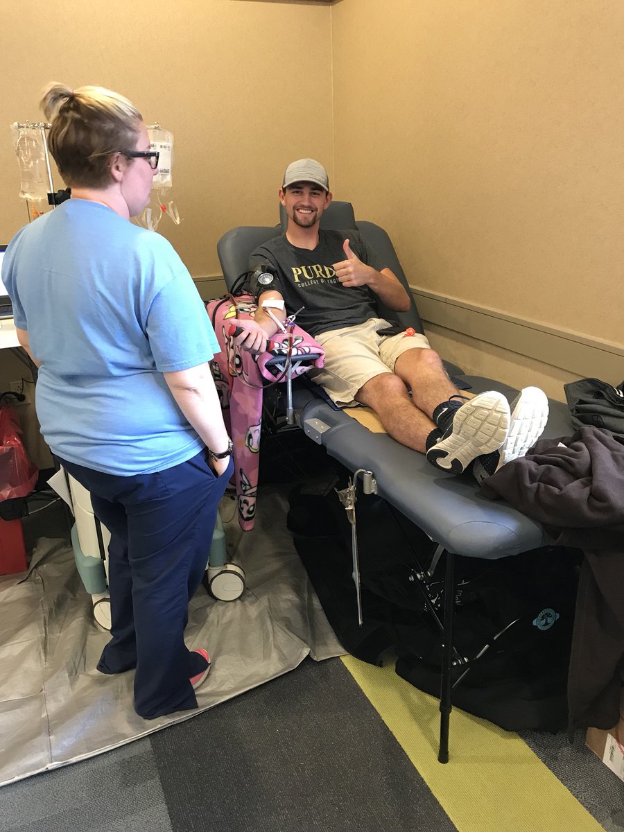 phikapsrolla's tweet photo. One last day for the S&amp;T blood drive! Get out and save some lives! Here’s some pics of some PKTs giving blood and making a difference! https://t.co/SRa7VYk2Q8