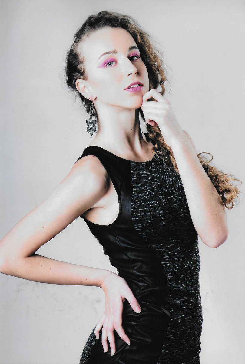 casting_time's tweet image. Casting Time Model Irene! Casting Time seeking for talents and models! 
Mail: info@casting-time.com 
casting-time.com

 #photographer #photo #photographylovers #photographie #photoday #photodaily #architecturephotography #photooftheday #phototag_it #photographyislife #foto