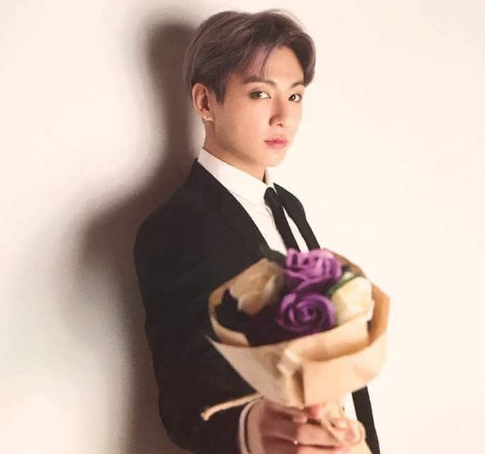 JVerchiel's tweet photo. Happy birthday❤❤
#JUNGKOOK 
#090118 https://t.co/NnM3FxdvaY