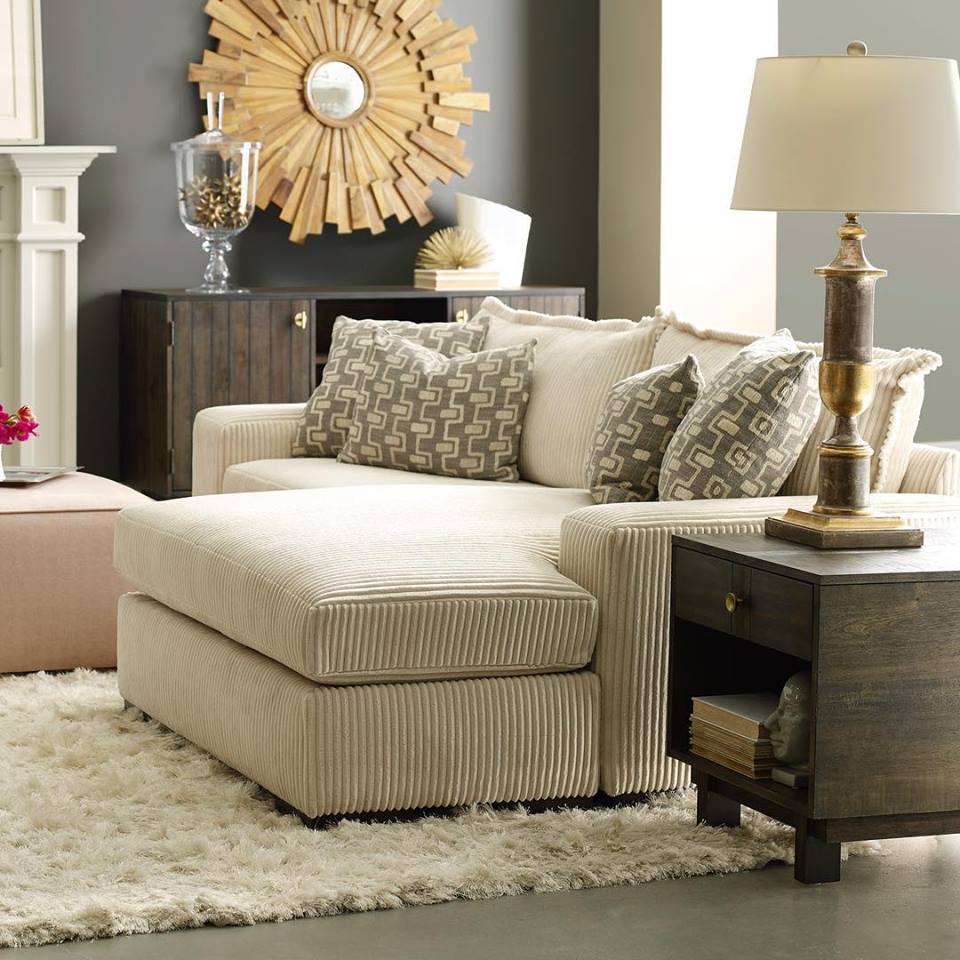 Broyhill Furniture tweet media