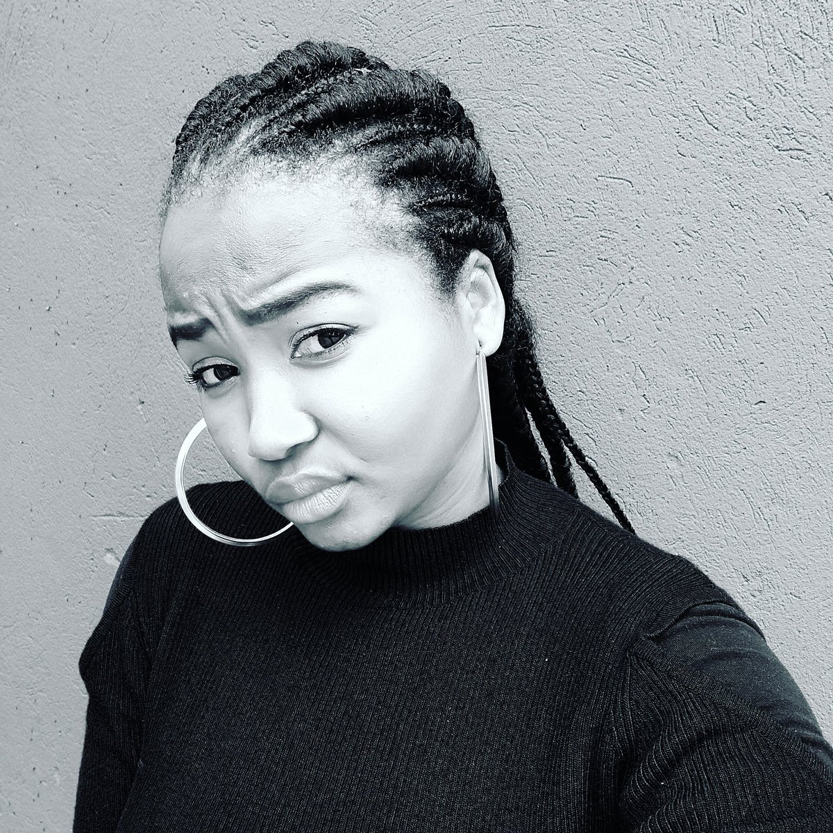Cartalia22's tweet photo. #BlackTwittaSingles https://t.co/TdcUoDEINH