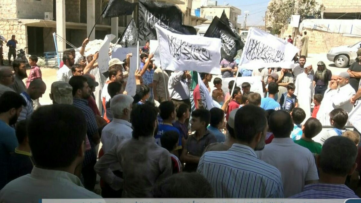 DrShajulIslam's tweet photo. unprecedented demonstrations in the liberated North of Syria.

Many flags of different rebels groups united to fight against the regime.

The focus was also against De Mistura, a UN representative, who is showing support for the regime against the people of #idlib. https://t.co/tUYNlFKZJf