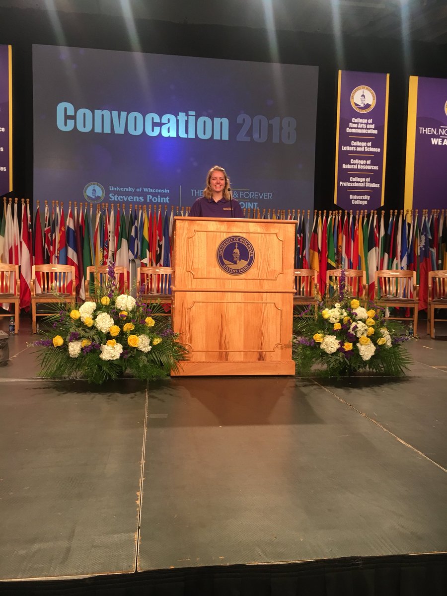 UWSP_COFAC's tweet photo. COFAC Music performing awesome at #UWSPConvocation #UWSP https://t.co/PTkzhhCw4D
