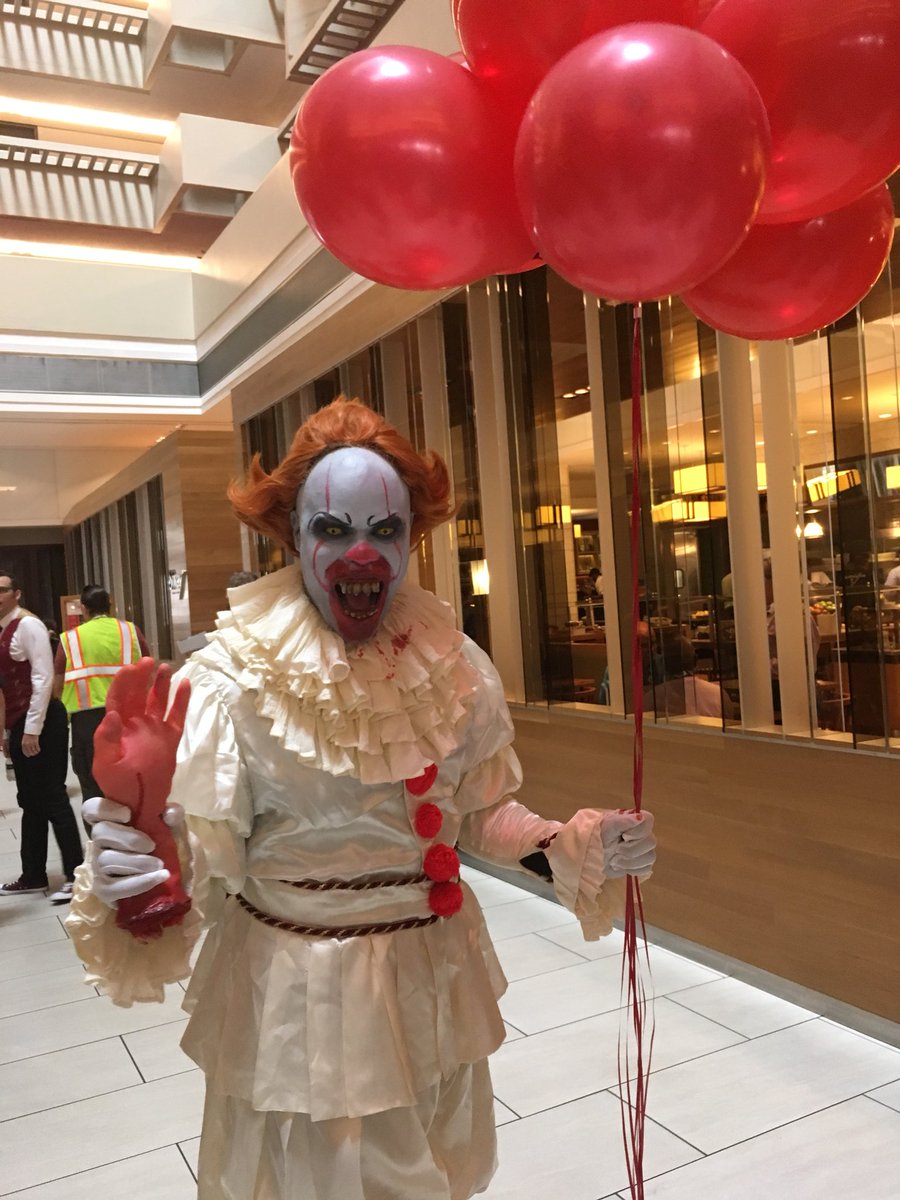 AlyssaHymanNBC6's tweet photo. Some of the sights so far at #dragoncon2018 @Pattern https://t.co/ZpHIGsAHMC