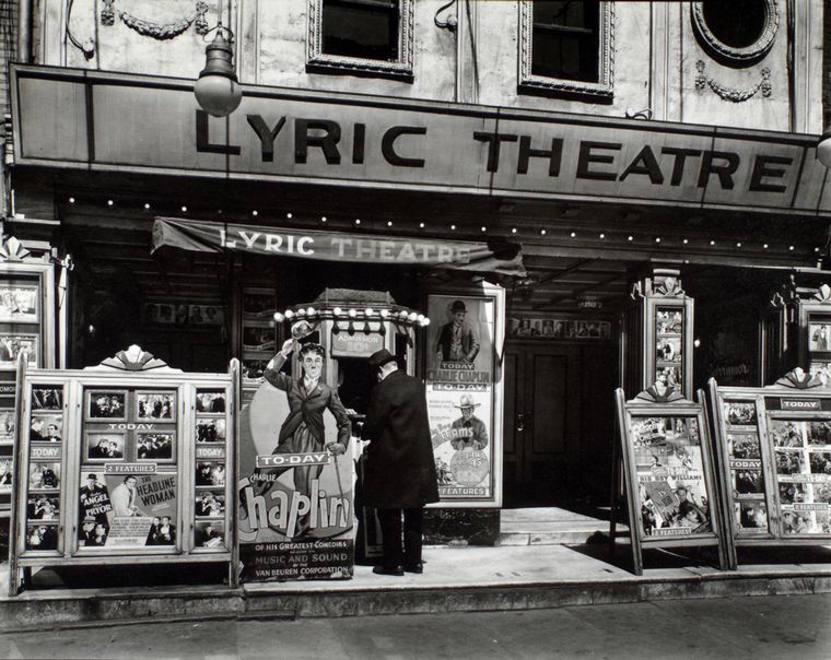 Lyric Theatre, Third Avenue, Manhattan, 1936, Berenice AbbottNaples, 1956, Thomas HoepkerClark Street Theatre, Chicago, c1960s, Vivian MaierTivoli Cinema, Sissons Lane, Leeds, 1976, Peter Mitchell  #photography