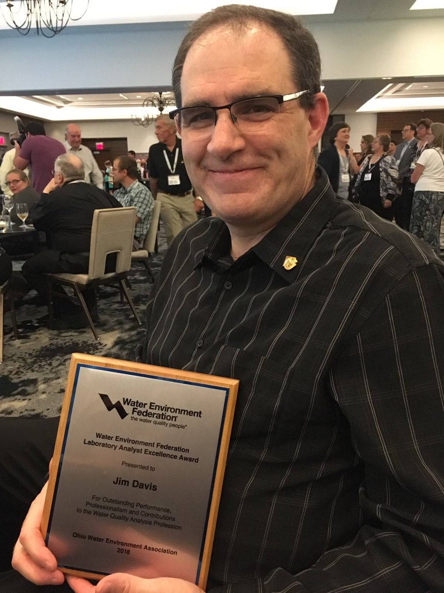 MCOhioES's tweet photo. Congratulations to our Lab Manager Jim Davis, who earned the 2018 WEF Laboratory Analyst Excellence Award at the #OneWaterOhio conference. The award recognized Jim for outstanding performance, professionalism, and contributions to the water quality analysis profession. https://t.co/OCLHUkAAs0