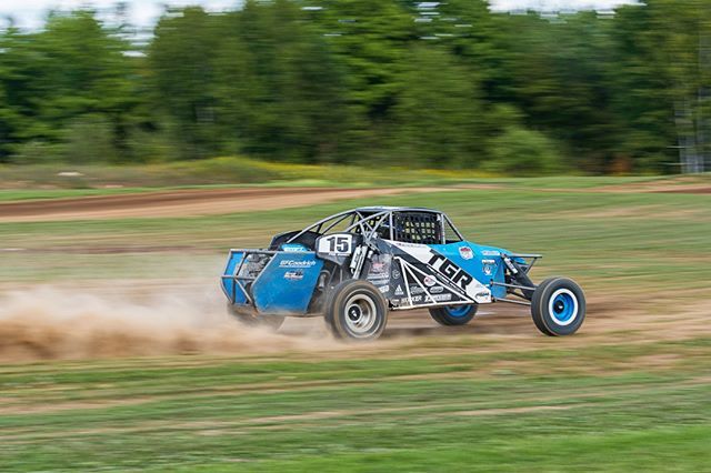 noggsphoto's tweet photo. This color scheme caught my eye in practice yesterday. •
•
•
@trey_d_gibbs
@crandonoffroad
@mwshortcourse
#lucasoiloffroad #MWShortCourse #crandon #wisconsin #offroad #racing
#photography #nikon #noggsphoto #justgoshoot #sendit #dirt
#thisisshortcourse #visuals #media #… https://t.co/9Up2Ry3sXy