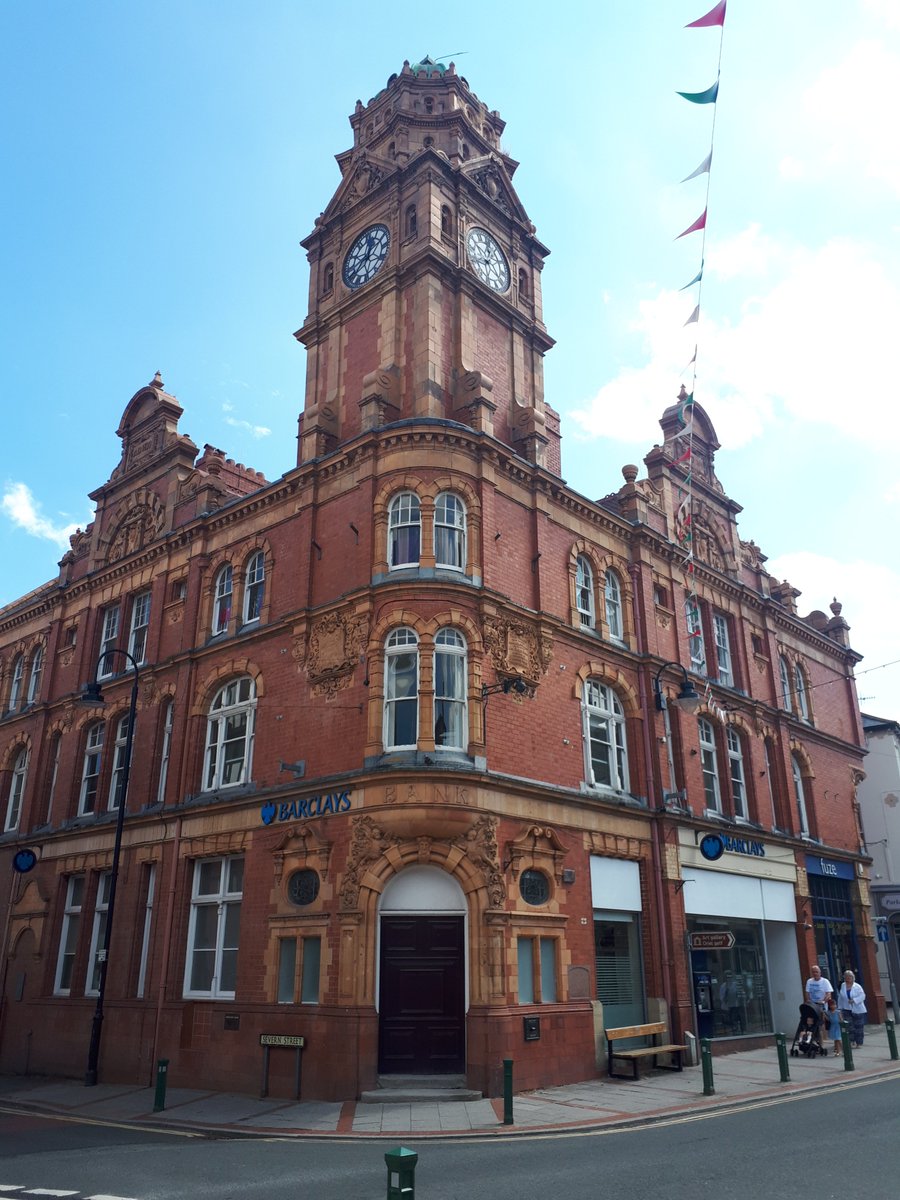 icNewtown's tweet photo. We love being in #Newtown in the historic Pryce Jones building for #Coworking #Coffee &amp; #Chat!

Join us from £10 a month https://t.co/gIcM4Knj2V https://t.co/NTN3Jioh7A