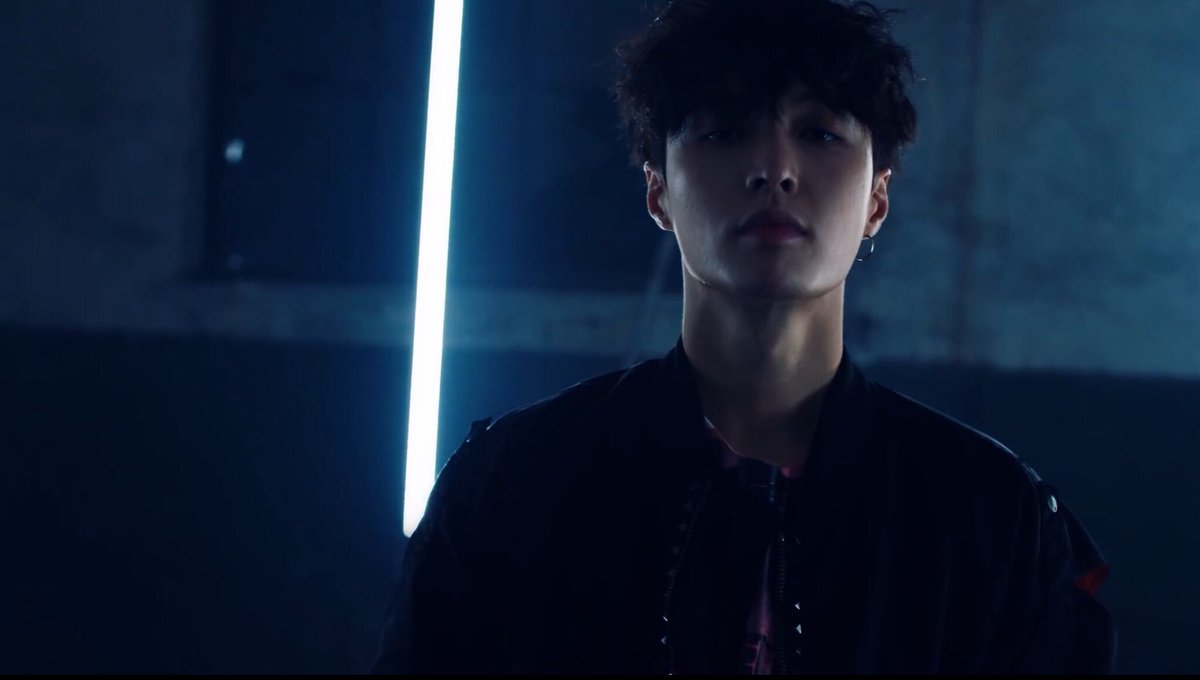 Лэй Sheep. Лэй из EXO Sheep. Lay alan Walker. Lay Sheep Relift emblema