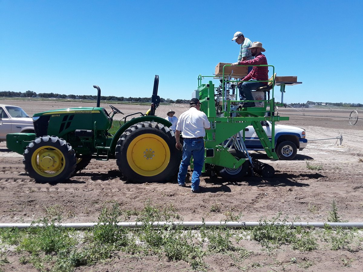 UIBarley's tweet photo. Calibrating the new plot drill at the @uidaho Aberdeen RE Center that allows variable fertilizer and seeding in every plot @uidahoextension #fertilizer #Barley #Wheat https://t.co/0jR8Bj9rrv