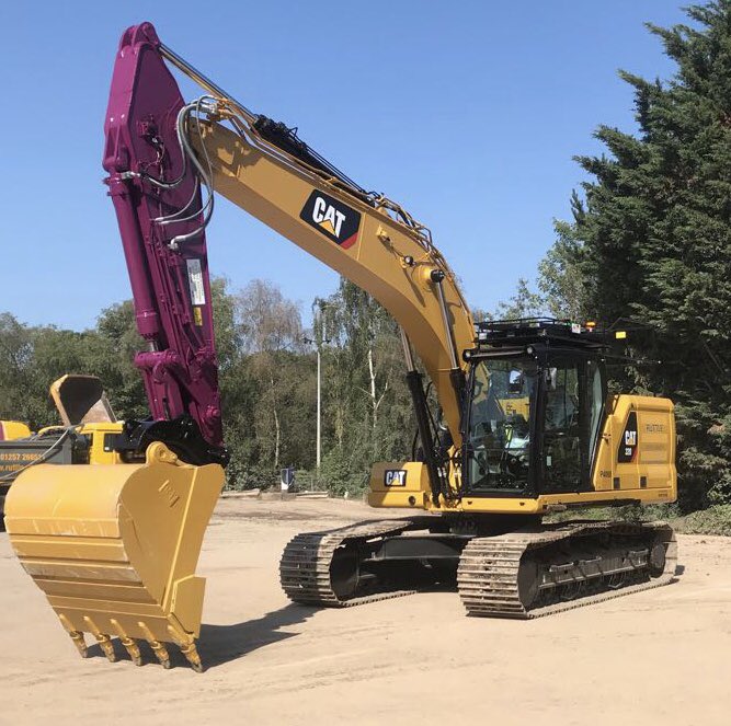ruttleplant's tweet photo. First of the new series of CAT 320 excavator,
Fitted with grade assist and on-board weighing system #CATpayload #CATgrade https://t.co/e8TmNcuWyo