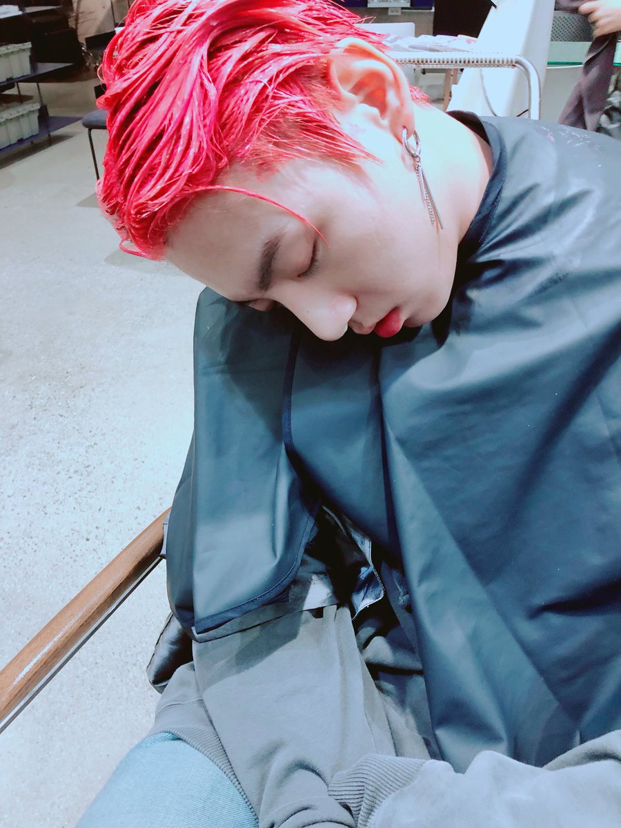 0Shiryaeva's tweet photo. #정국이는_9월의_첫번째_기저
Эх кролик наш устал
Спи больше солнце https://t.co/WCiPad47Nx