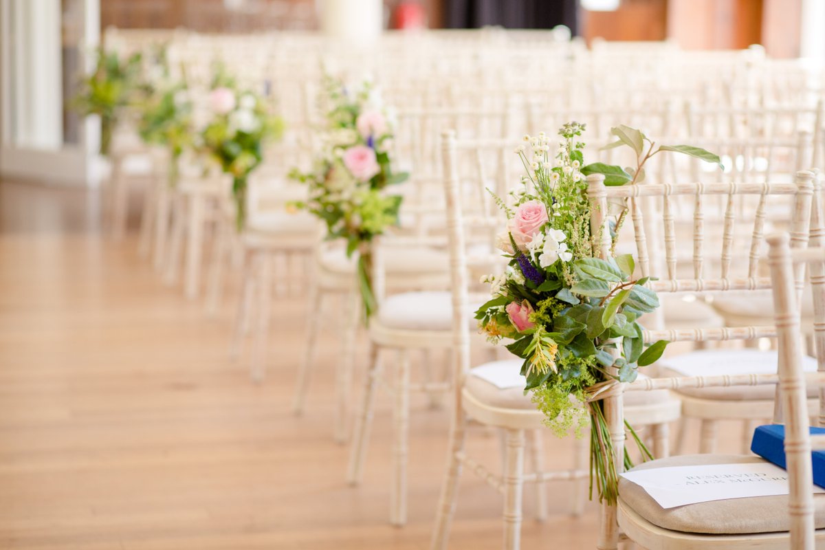 marrysomerset's tweet photo. Yet to choose your flowers, entertainment and photographer for your #wedding? Join us for our FREE Wedding Fayre this Sunday👰 Tweet us for more information. https://t.co/8rY1KaU4le