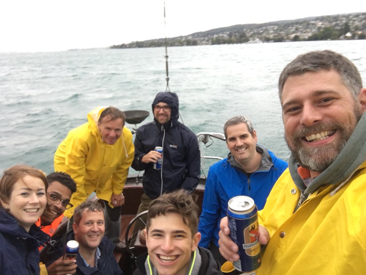 Having fun sailing in the rain #teamevent #basevisionlife #sailing #fun #zürichsee #lakezurich #beer #basevision #together #training #team