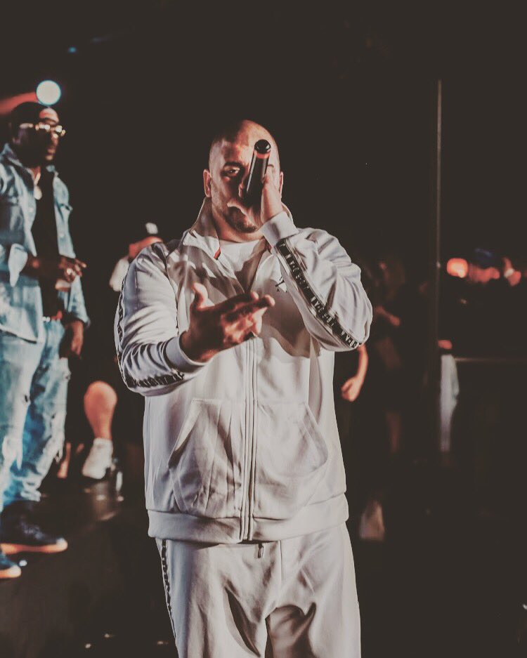 peterjackson905's tweet photo. I love this sh*t! First night of @fettywap1738 #WayneOutCanadianTour in the books.
Shout out @markrastavancity @itouragency @neverjaded.ca
Photo By: @dreamitcreations https://t.co/RjERvW9geU