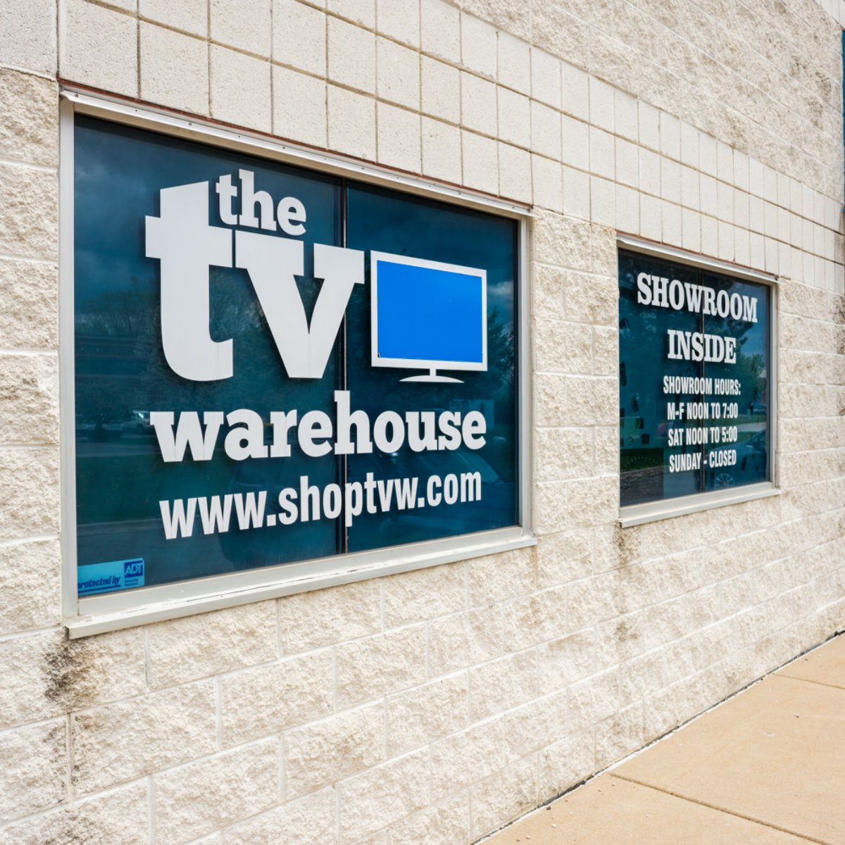 shoptvw's tweet photo. Signs of good things to come. https://t.co/UdQE5kCoe1