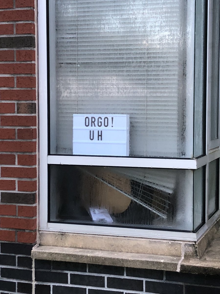 GibbGroupLab's tweet image. Walking across campus and and along one of the dormitory buildings one sees a cry for help from one of the Organic Chem I students 🤦🏻‍♂️👩🏻‍🔬👨🏻‍🔬 #Orgo #TAproblems