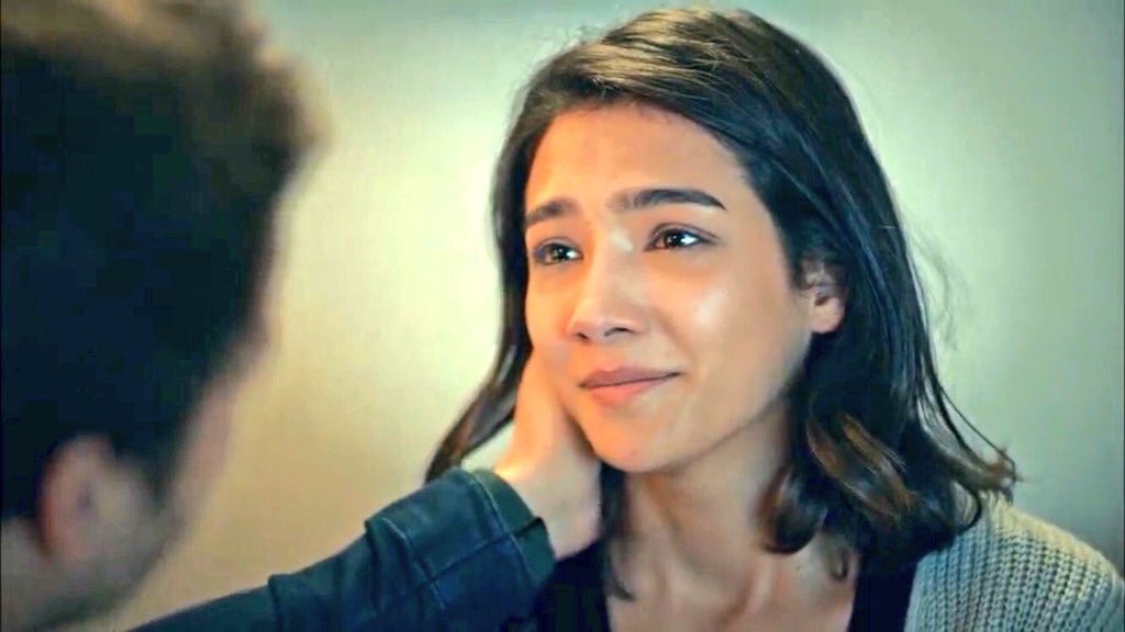 üzgünken bile güzel
KimseSeninKadar BaharKarasu