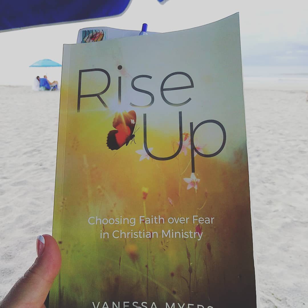 dedereilly's tweet photo. If God is willing to provide His own Son to take on all our sins, why are we so afraid that He won’t provide for us when He calls us? - @vtmyers0921 https://t.co/1YHInMei9Z #RiseUp https://t.co/jQPPqI0ohB