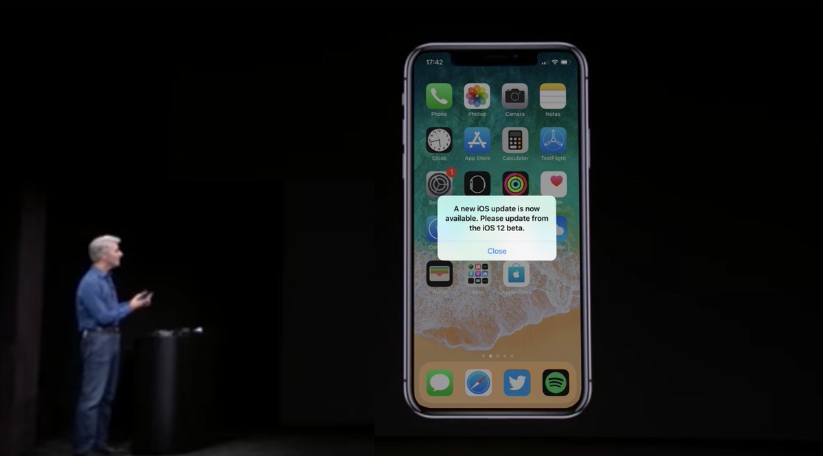AndrewHart's tweet photo. "And now with iPhone XS, Face ID is better than ever." https://t.co/di3MD8z0hJ