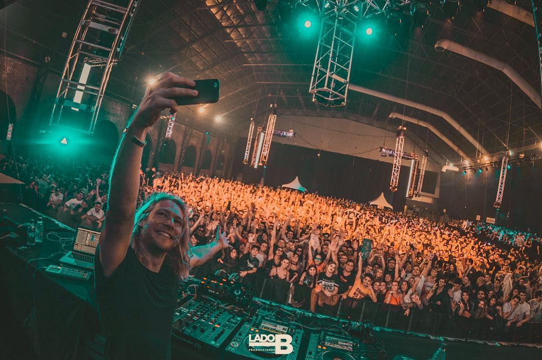 bpamusicuk's tweet photo. Wherever BPA Artist @jameszabiela goes, the party follows π
#BPAAgency #BPAArtists #JamesZabiela https://t.co/PhM2tSybOT