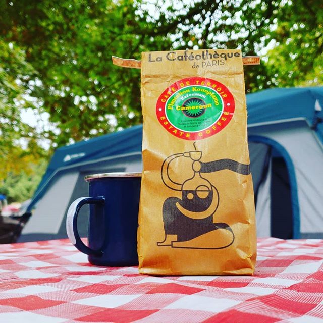 MudRiverLive's tweet photo. Enjoying a camp cup courtesy of @norakate7 &amp; @lacafeotheque. Beautiful #kauoptamo from #cameroon. #planetarydesign #tincup https://t.co/xRdftNEQW1 https://t.co/jUz1Hqg8jw