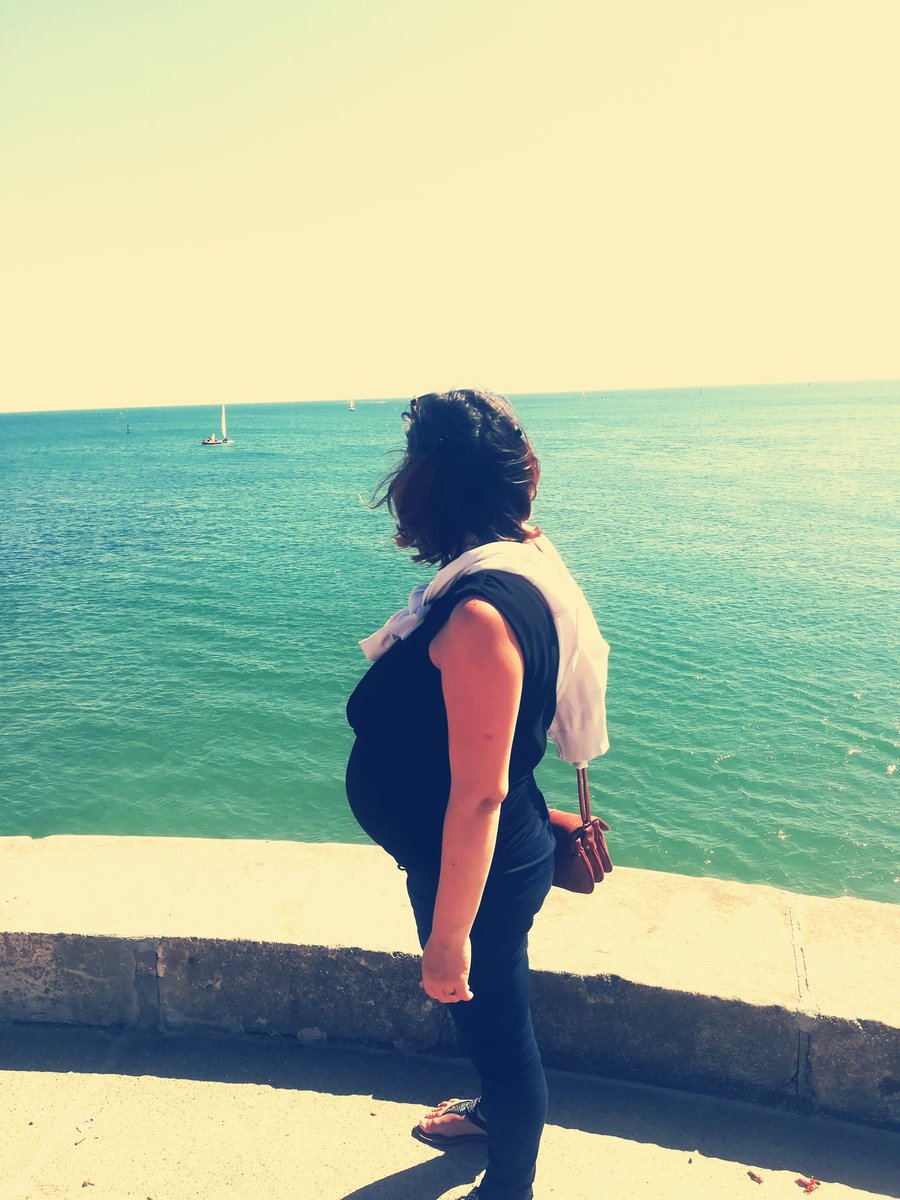 Lauri_Ane_B's tweet photo. J-19 👶😍 #ÉvasionAvantLarrivéDeBébé #Love https://t.co/BOgsH4tyd2