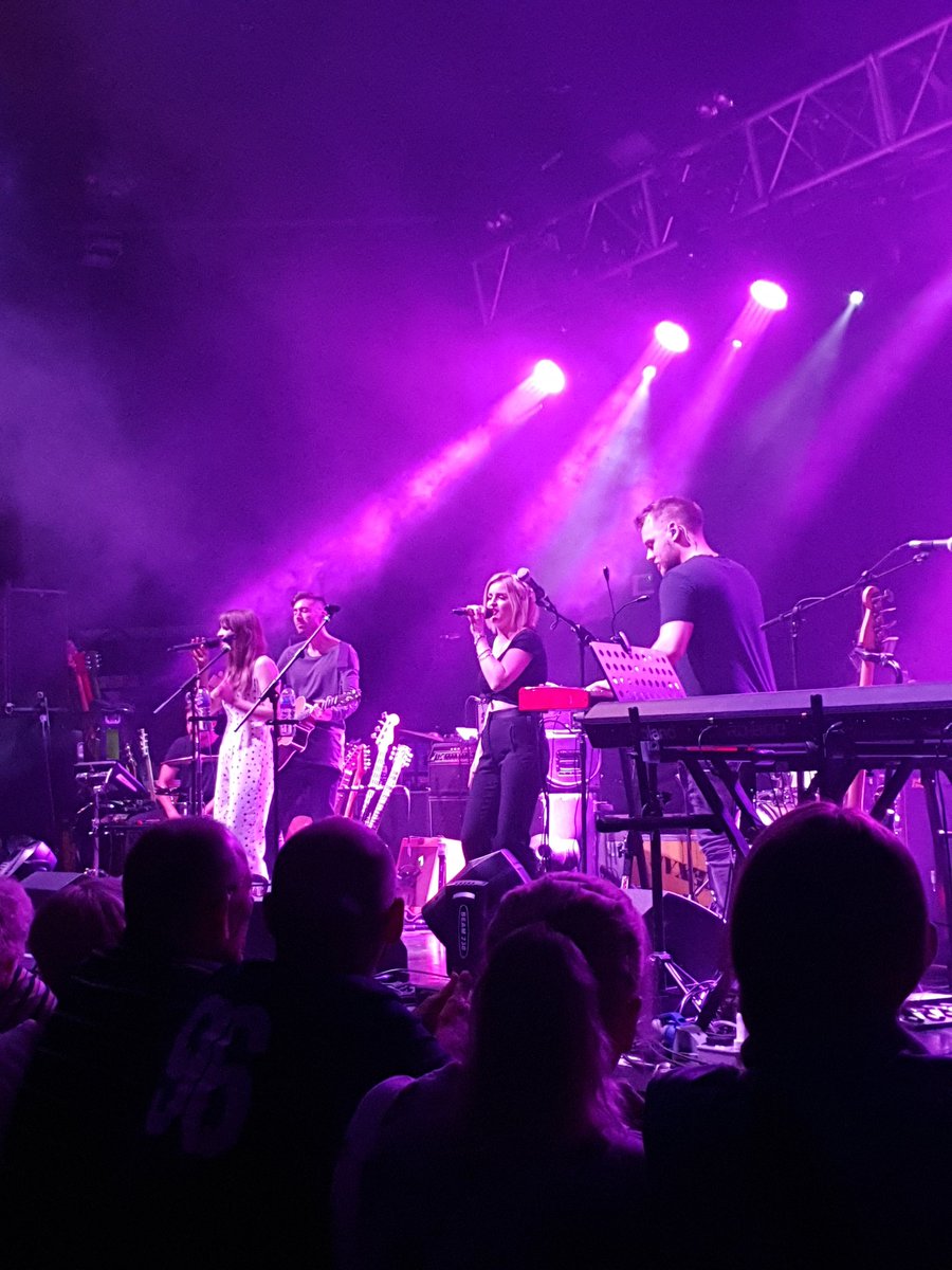 The incredible <a href="/wardthomasmusic/">Ward Thomas</a> are live now!