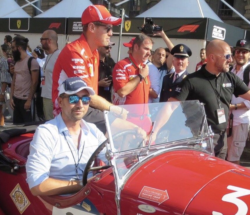 eberhard1887's tweet photo. EBERHARD &amp; CO. &amp; GARE D’EPOCA IN PARATA IN OCCASIONE DEL GRAN PREMIO D’ITALIA con Andrea Vesco e Sebastian Vettel.
#auto #eberhard #watches #f1milanfestival #F1 #milano #gpmonza #palazzolombardia #garedepoca  #sebastianvettel #f1 #parade
@garedepoca https://t.co/FnjDSHPhqe