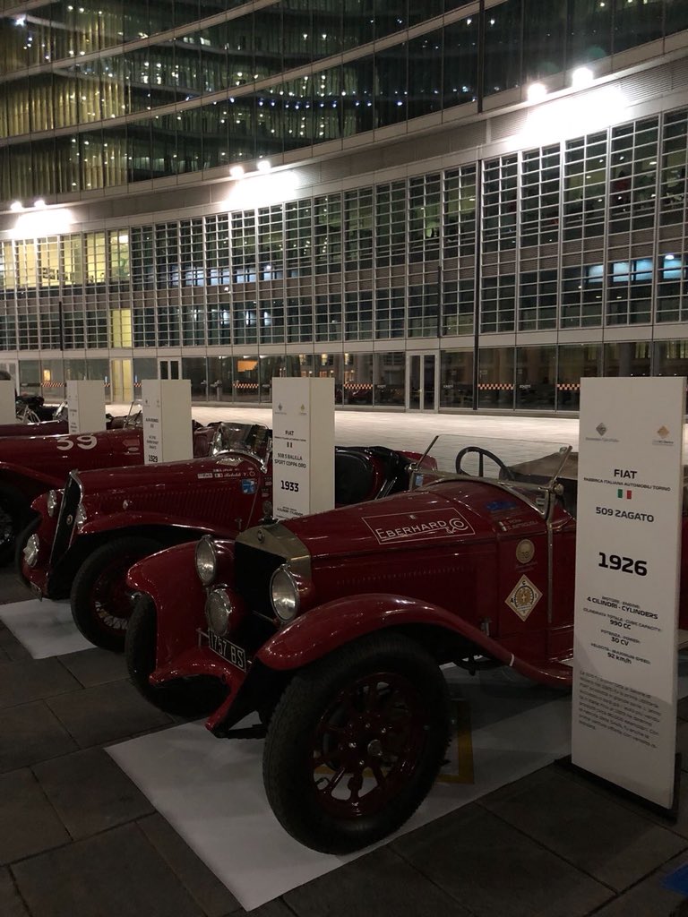 eberhard1887's tweet photo. EBERHARD &amp; CO. &amp; GARE D’EPOCA IN PARATA IN OCCASIONE DEL GRAN PREMIO D’ITALIA con Andrea Vesco e Sebastian Vettel.
#auto #eberhard #watches #f1milanfestival #F1 #milano #gpmonza #palazzolombardia #garedepoca  #sebastianvettel #f1 #parade
@garedepoca https://t.co/FnjDSHPhqe