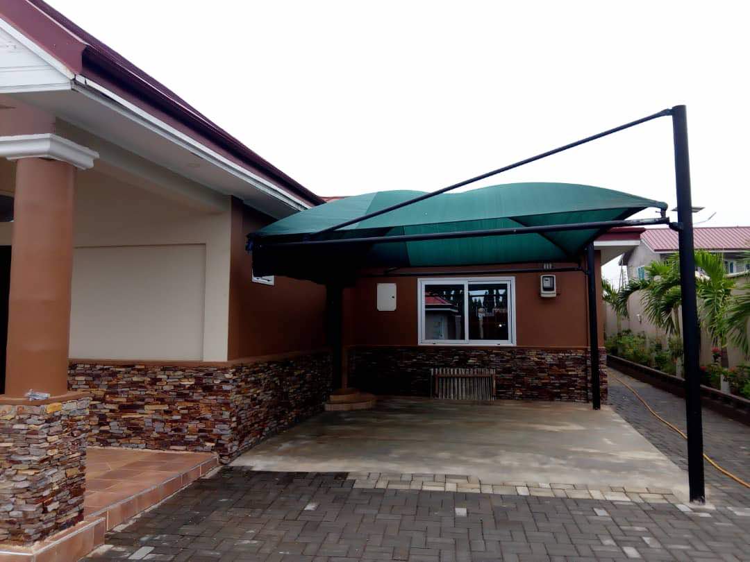 SleepWellingh's tweet image. A four bedroom freehold property readily available for sale at East Legon (Adjiringanor). Kindly call Unipac Properties to book a viewing of this beautiful property.
