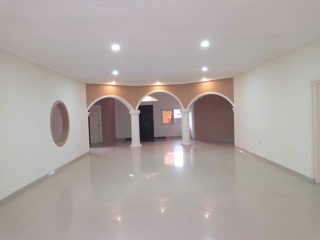 SleepWellingh's tweet image. A four bedroom freehold property readily available for sale at East Legon (Adjiringanor). Kindly call Unipac Properties to book a viewing of this beautiful property.