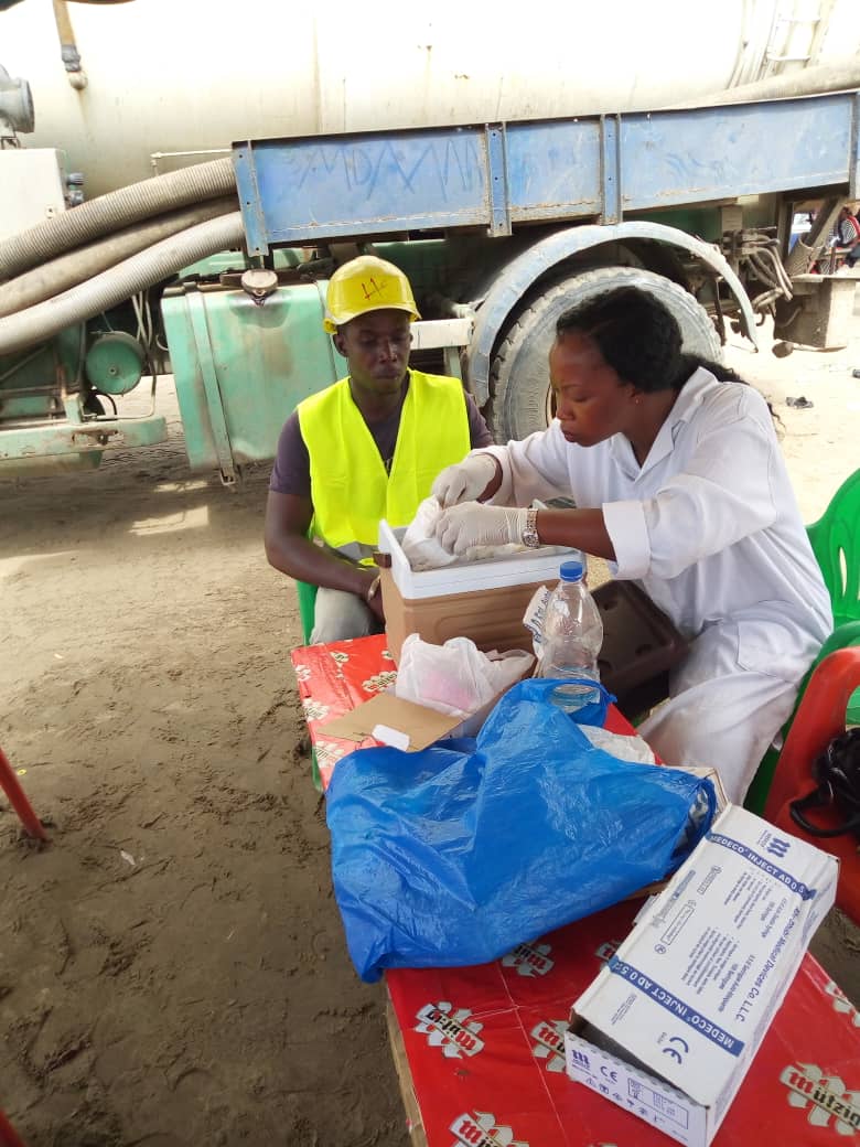 POOPgroupSSD's tweet photo. In view to improve the working and living conditions of the emptiers for a safety faecal sludge management, SSD project organized a vaccination session for the vaccum tank operators in Abidjan against risk diseases. @USAID @PSIimpact https://t.co/FSO8PWSQay