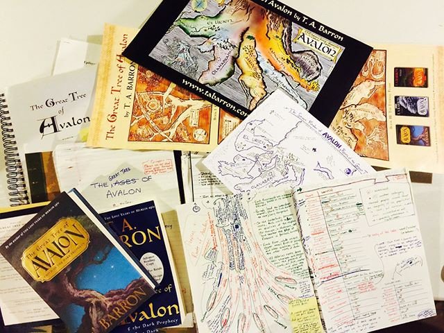 KelseyRoseth's tweet photo. Love this photo @tabarronauthor:
The process of a writer… it’s organized chaos, I promise! ⚡️
.
.
.
#fantasy #fantasybooksaddicts #bookworm #bookstagram #booklover #TABarron #booksarelife #bookcommunity #bookpassion #greatreads #bookobsessed #readers #reader #totalbooknerd https://t.co/YOM6SiDVkW