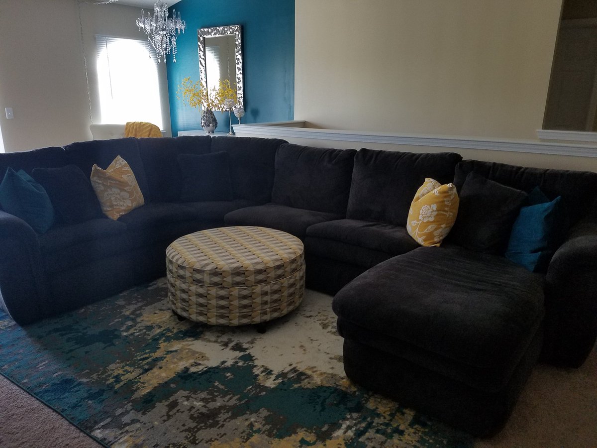 Promised7's tweet image. #thisismecontest this is me because colors are vibrant and happy ... there's more pieces to add but I'm enjoying the fruition of it all💛💛💛 @pier1