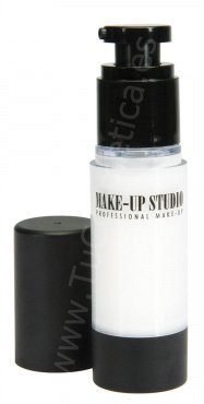 TuCosmeticaes's tweet image. Antes de maquillarte, prepara tu piel con la #PreBase de Make-up Studio España. Rellena el poro y alisa la piel. Y además con protector solar: ow.ly/DymZ30lzBiw