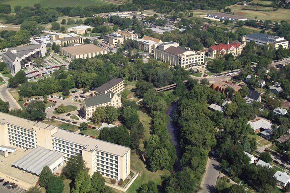 Avery_Rembao's tweet photo. Extremely blessed and grateful to be offered by Fort Hays State🐯 https://t.co/jKg3kcJrcr