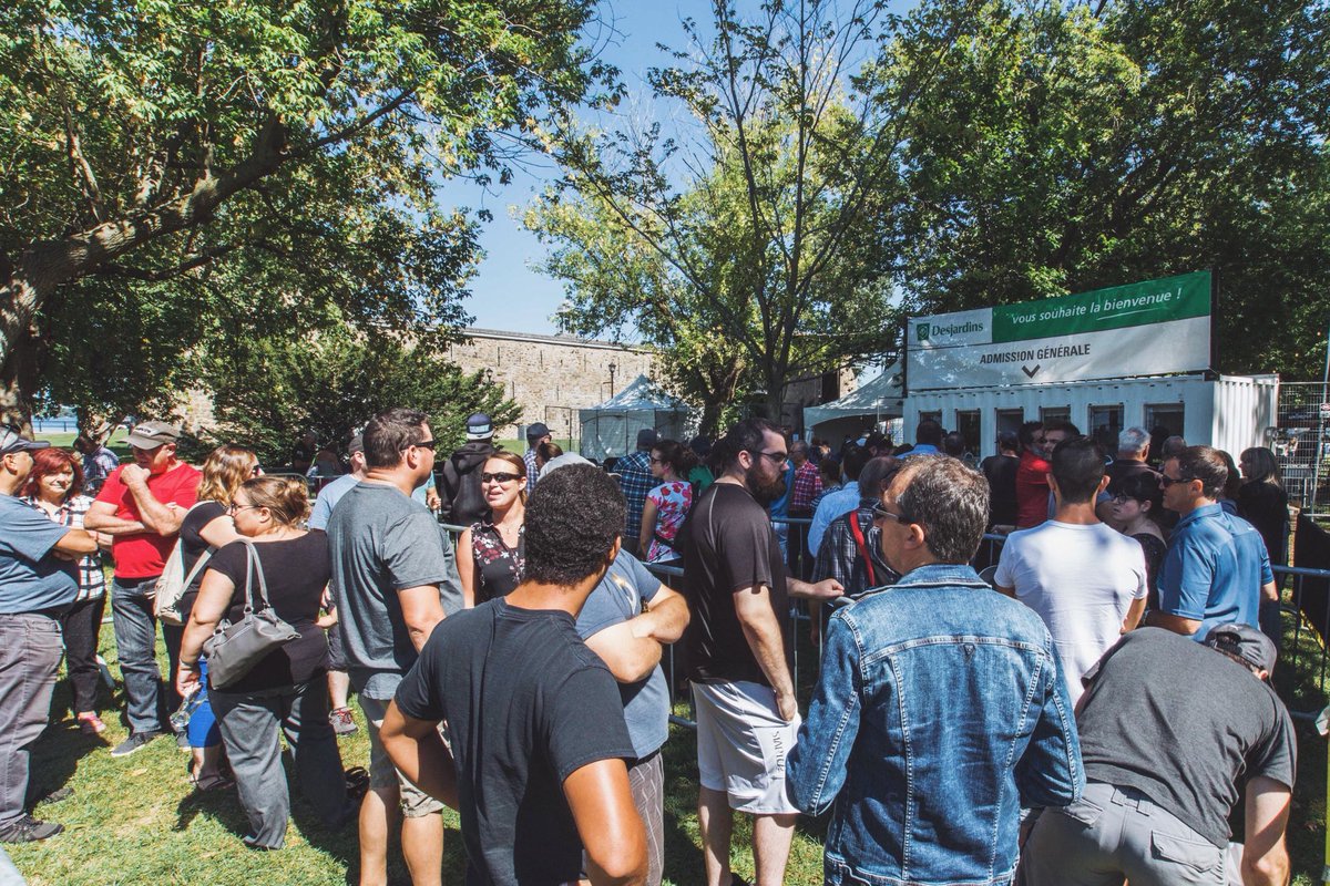 Et c'est parti! 🎈
#desjardins #bieresetsaveurs 

📷 Xavier Legault
