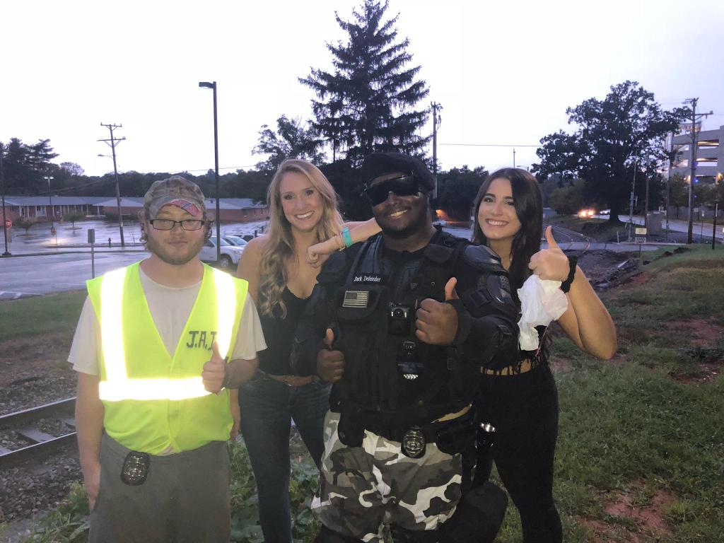 jai_rlsh72's tweet photo. The J.A.I. interacting with the JMU students at The Brickhouse Tavern Thurs. night went well, providing security, lot of pictures were taken while providing a positive influence!
#RLSH #JMU #DarkDefender #Shockwave #JAIRLSH #justiceallianceinitiative #support #BrickHouseTavern https://t.co/reOIBpTAOv
