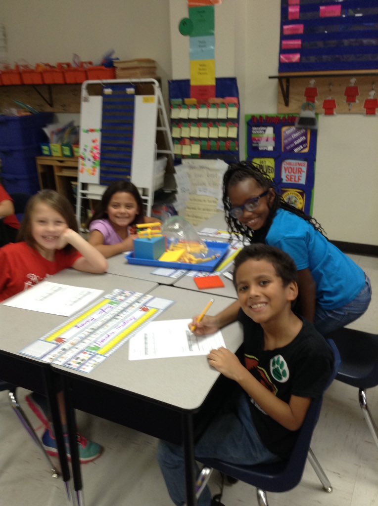 lori_lray's tweet photo. Reviewing place value #beasleypride https://t.co/eWiE72KNeW