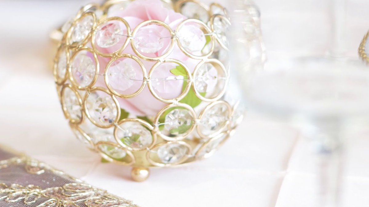 Blush + Sangria = WIN | Tablescape mock up inspiration dlvr.it/QhjP29