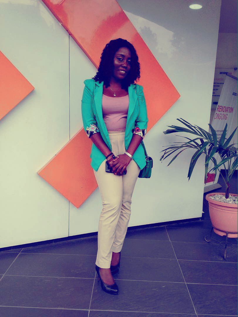 Portableglow's tweet photo. I left IG for them slay queens dem, dey don carry demselves come twitter again. Every woman is a queen, slay queen, drama queen, beauty queen etc........I am the real Queen. #Royalty #QueenGlow #UniqueBreed https://t.co/tIMQnodI4Y