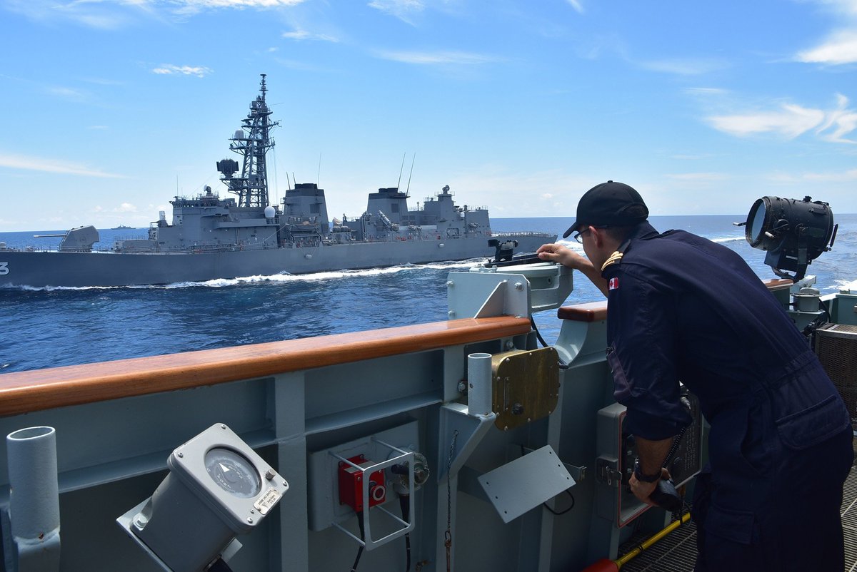 CJOC_COIC's tweet image. #HMCSCalgary conducts replenishment at sea with MV Asterix while sailing with Australian, New Zealand and Japanese partners. We’re working together to help promote regional security and stability. #OpPROJECTION