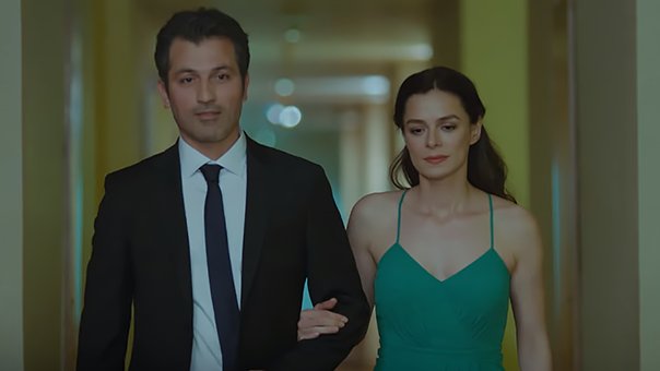 Бахар украденная жизнь. That's my life o hayat benim фото. Явуз и бахар. Бахар субтитры. Efsun.