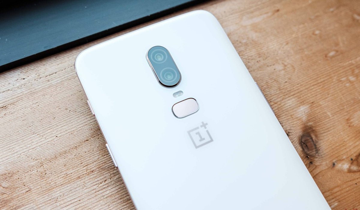 OnePlusColombia's tweet image. 8 Gb de RAM, 128 Gb de almacenamiento en color #SilkWhite

Encuentra este y otros modelos de #OnePlus6 en oneplus.net.co

¡Envío gratis e inmediato!

#OnePlusColombia
#OneplusCo
#OnePlus
#NeverSettle
#TheSpeedYouNeed