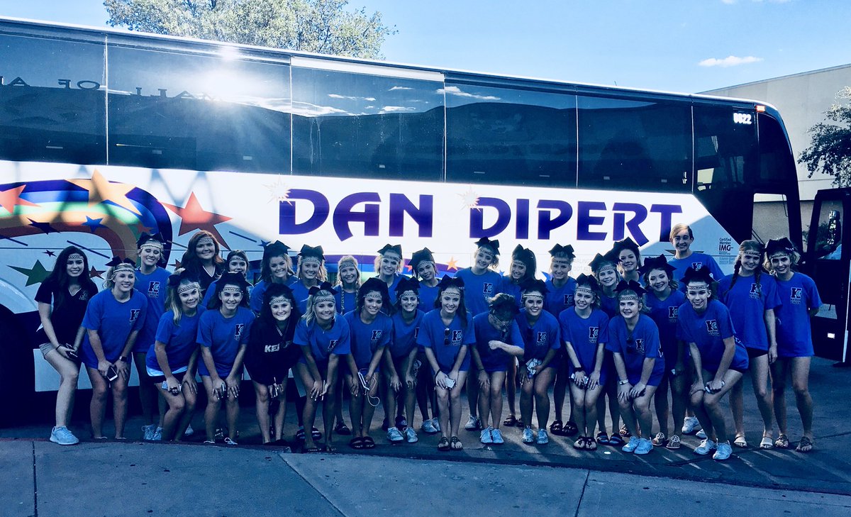 khscheers's tweet image. Keller Cheer heading out to support our guys against Abilene Cooper!!! Good luck Indians!
💙🏈💛
@KHSIndianNation @kellerindiansfb @KHSBooster