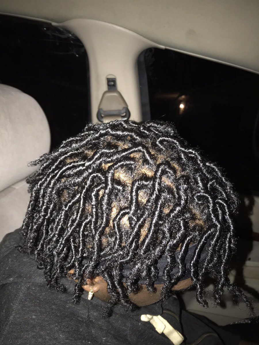 shaiworld_'s tweet image. #PVAMU I do hair on campus for anyone looking for a stylist. Hmu for more more information or any questions. I will post my other work below🤗 #PVAMU20 #pvamu18 #PVAMU21 #pvamu22  #pvamu19